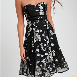 Constance black floral strapless midi dress